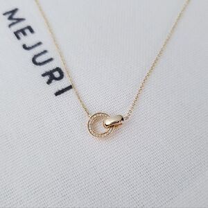 Mejuri Pavé Diamond Linked Necklace in 14k solid gold and natural diamonds